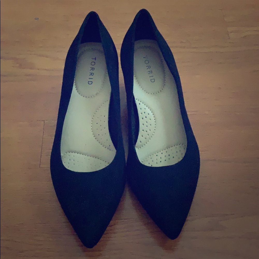 Torrid brand black suede heels size 8.5